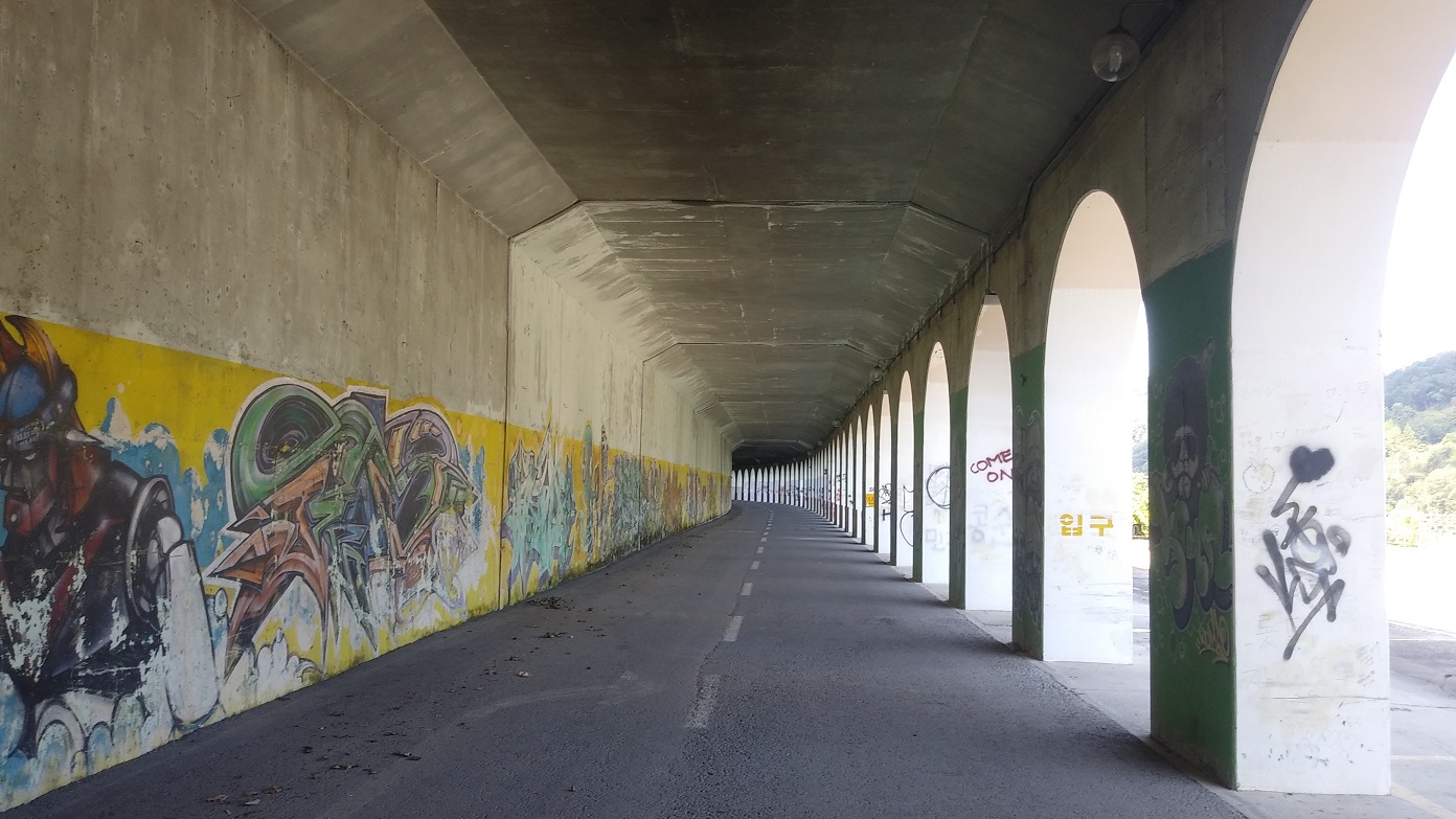 공지천 유원지에서 바라본 의암호 풍경